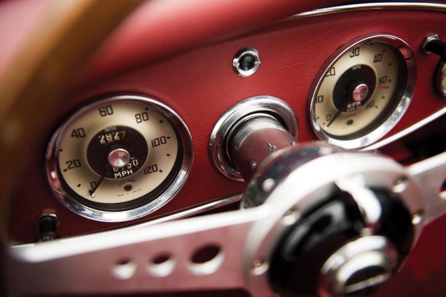 Панель приборов Austin-Healey 3000 BT7 (Mk I) 1959 года  (фото 22 из 39)